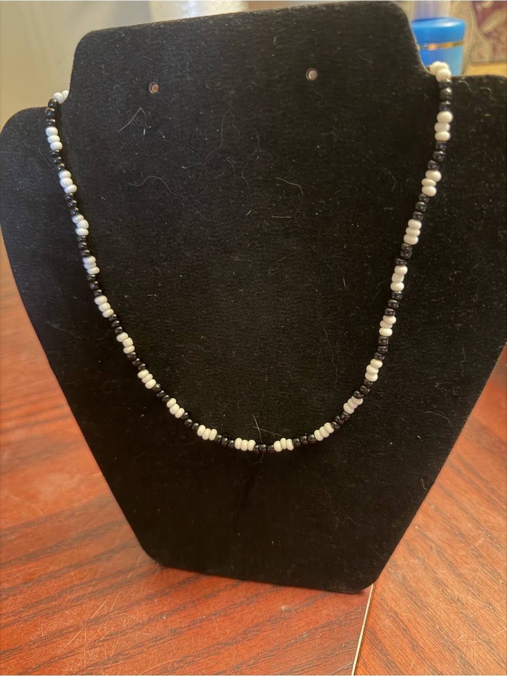 ✴️New✴️Handmade Black and White Beaded Necklace